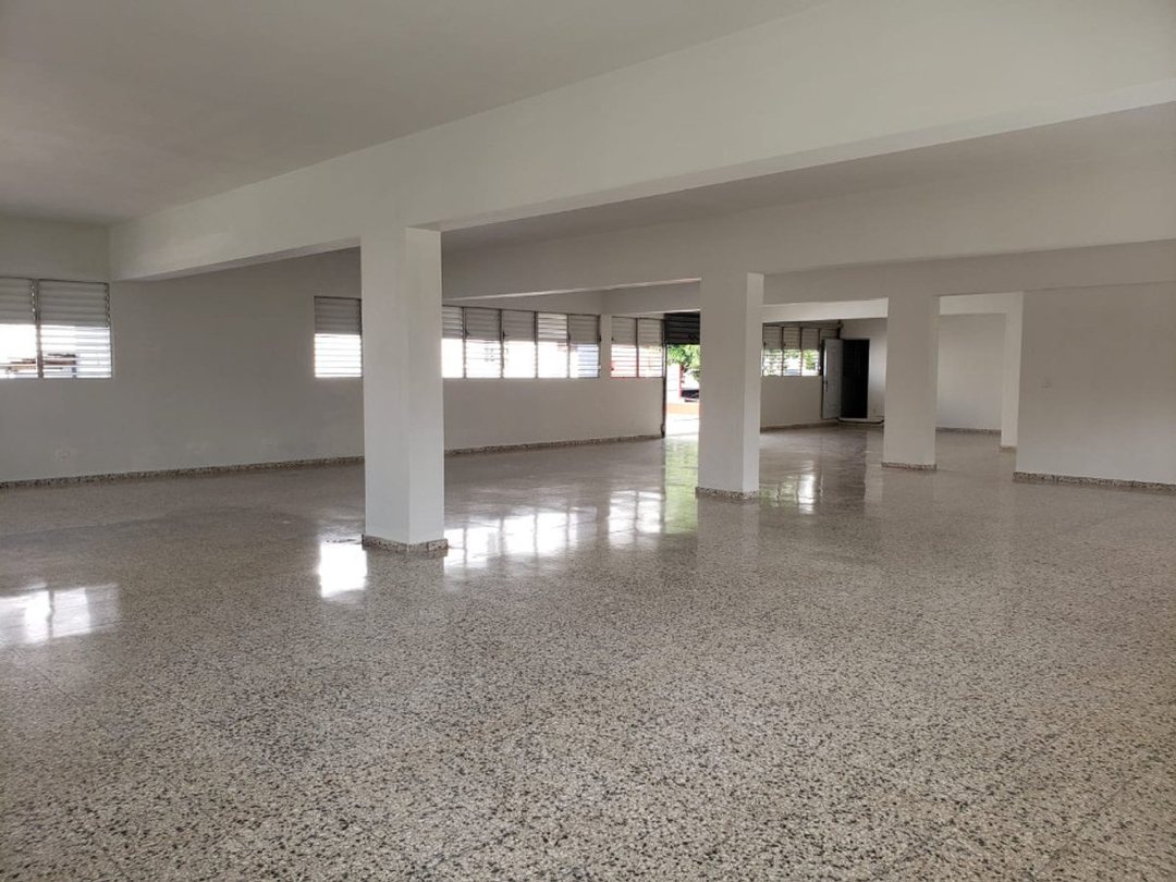 Local comercial en Evaristo Morales, foto 4
