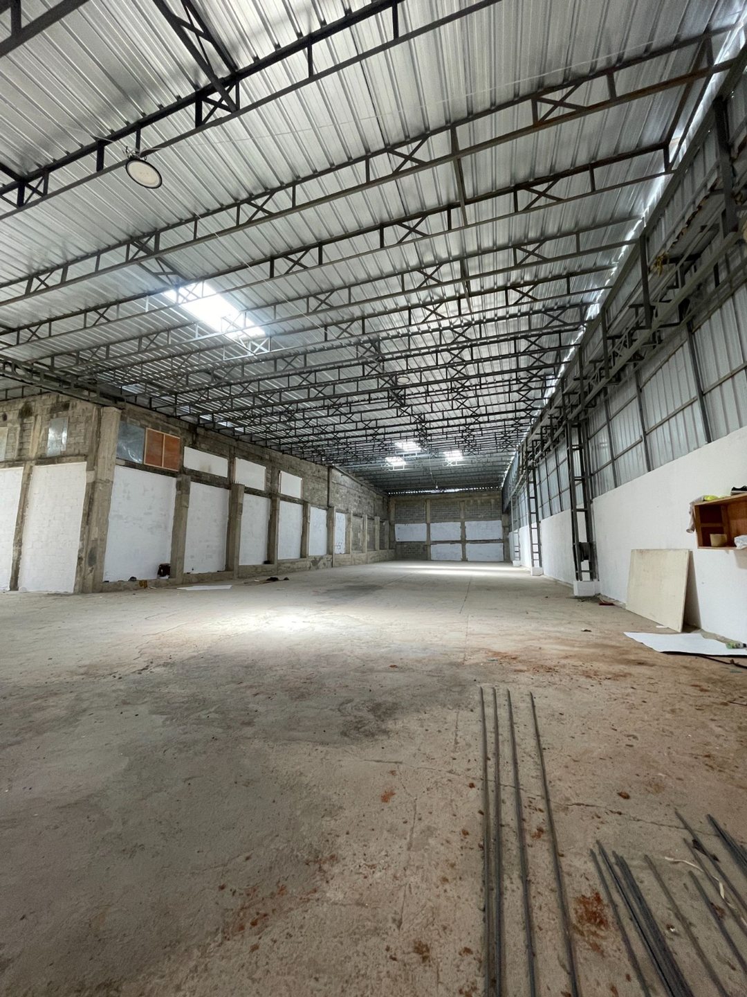 Commercial space in Los Girasoles