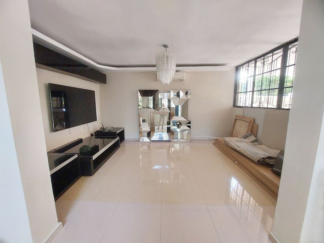 Casa en Viejo Arroyo Hondo, foto 2