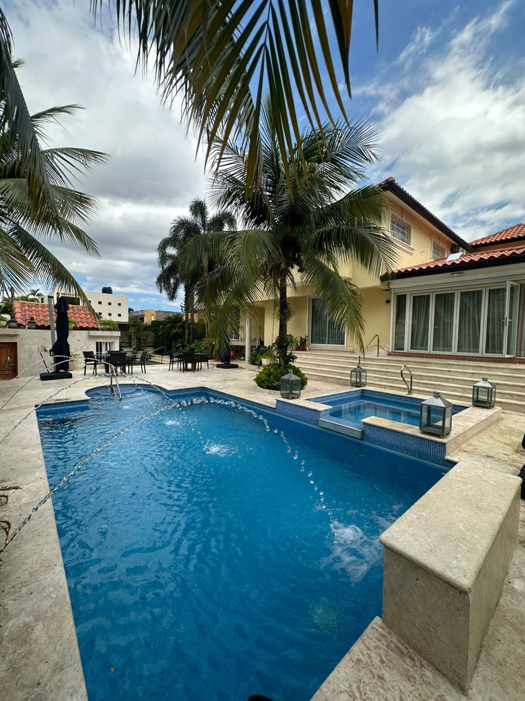 Casa en Arroyo Hondo
