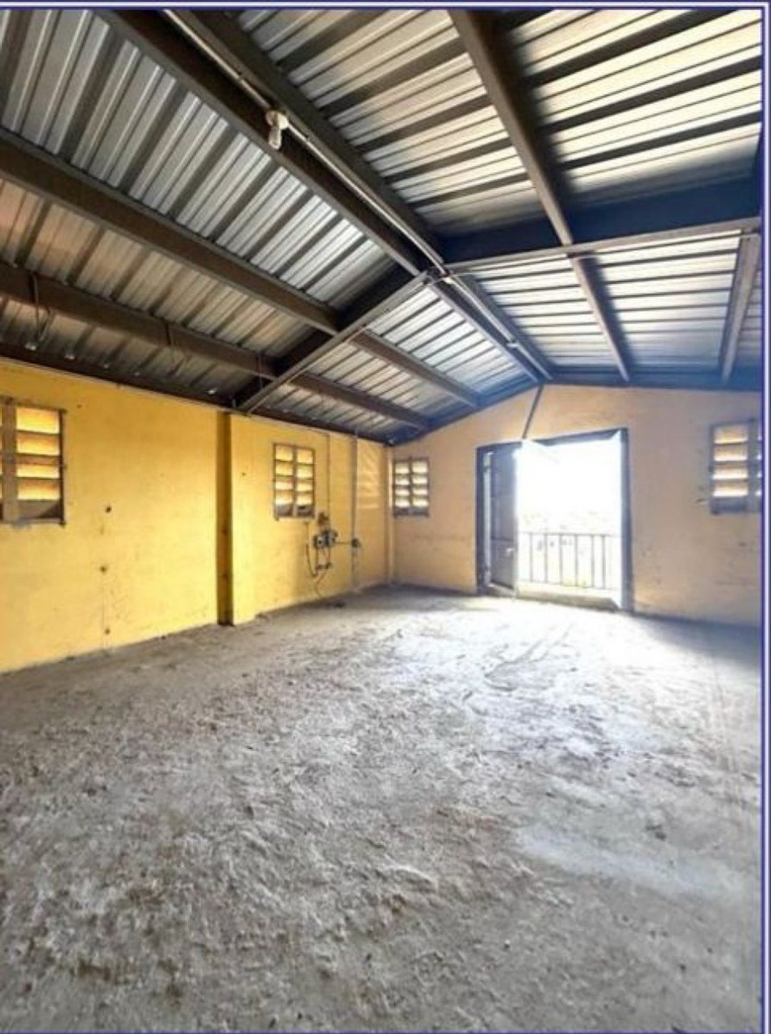 Local comercial en Los Mina Centro, foto 2