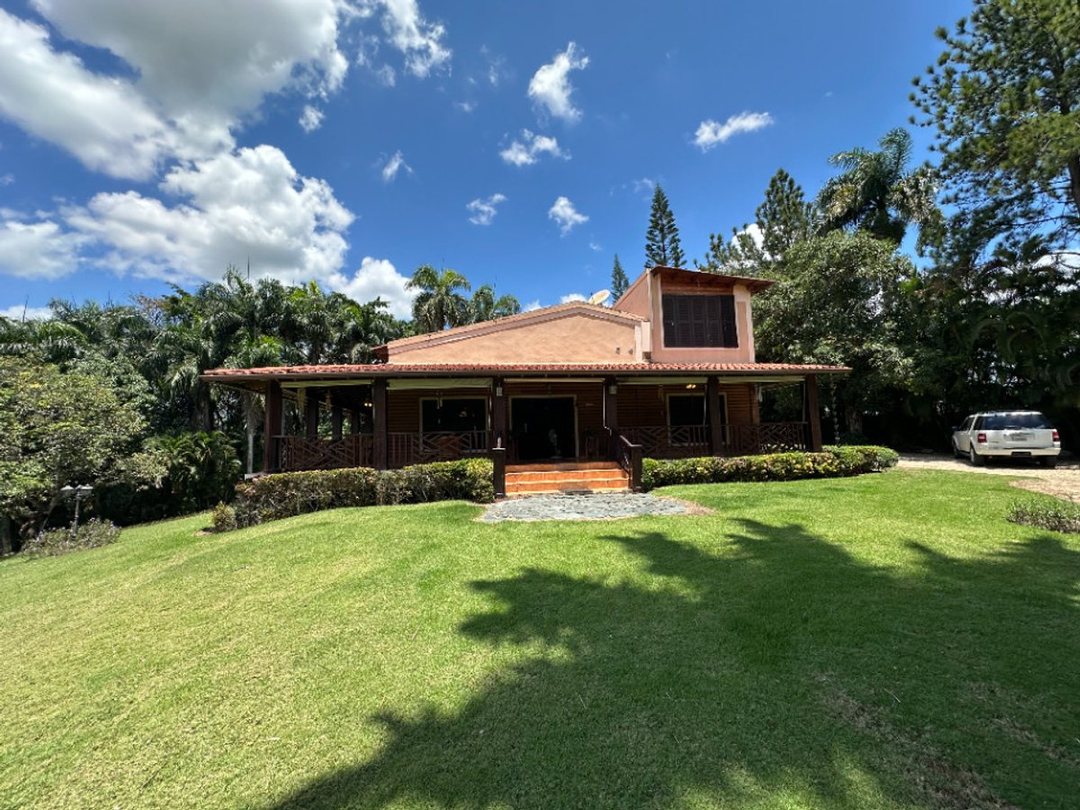 Lot in Canasta