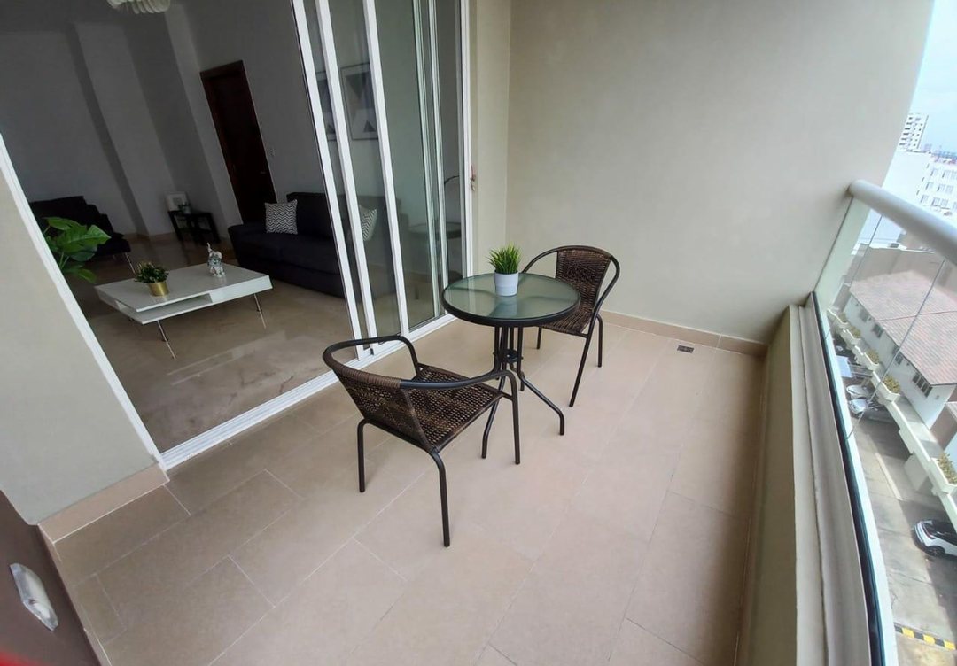 Apartamento en Ensanche Serralles, foto 3