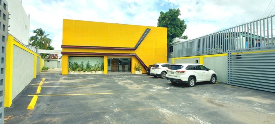 Commercial space in Ensanche Isabelita Ii
